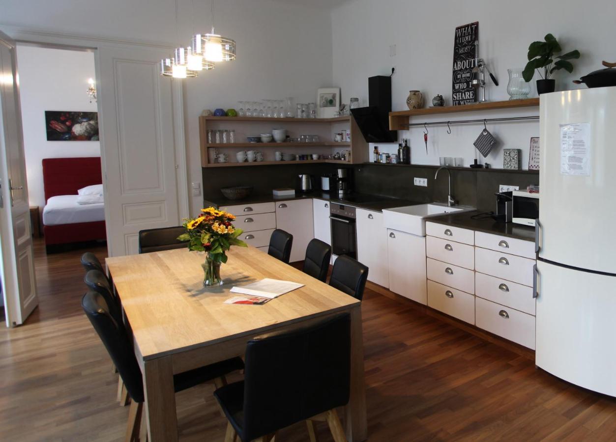 Casa Nostra - Ausgefallene Wohnung Am Augarten Vienne Extérieur photo