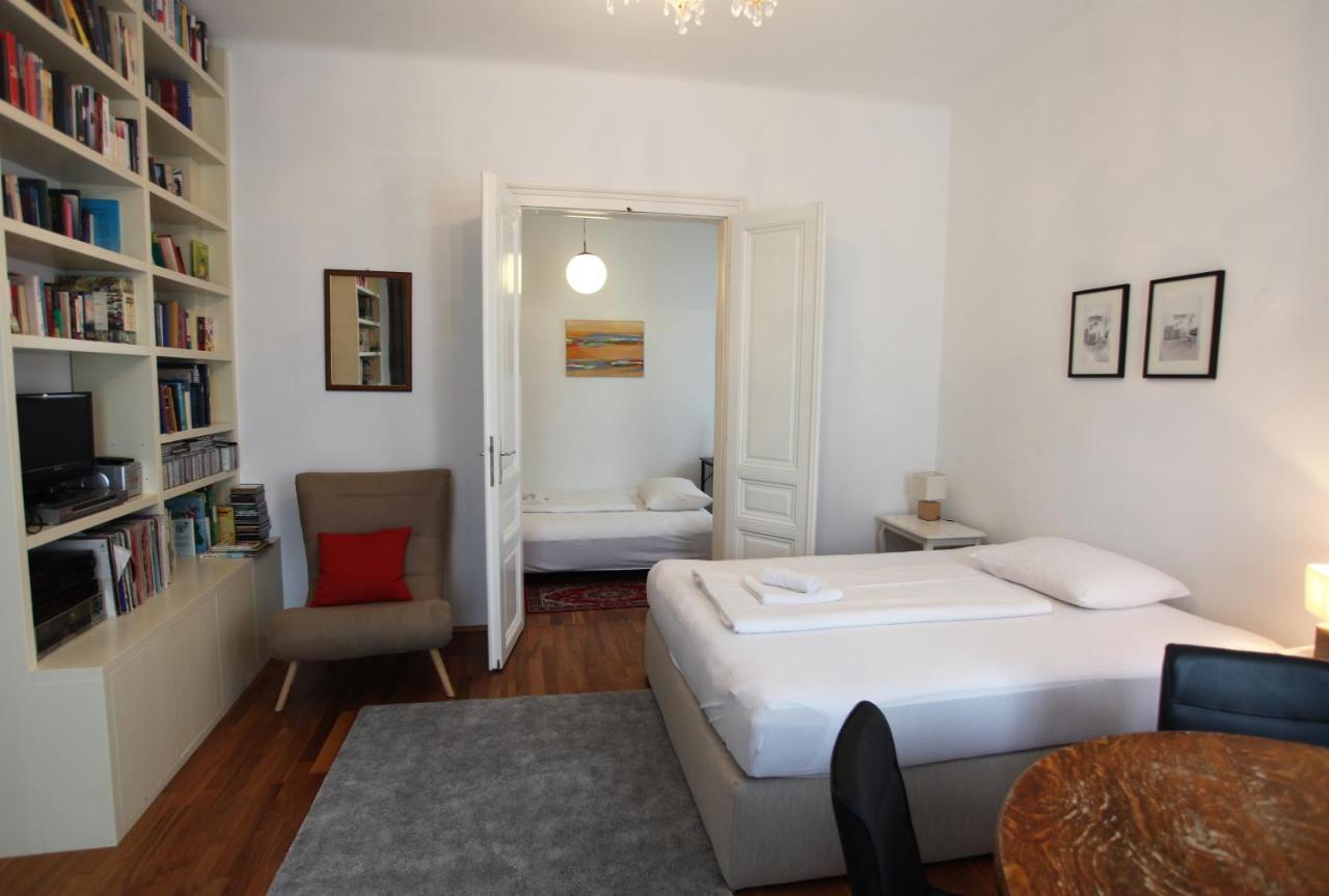 Casa Nostra - Ausgefallene Wohnung Am Augarten Vienne Extérieur photo