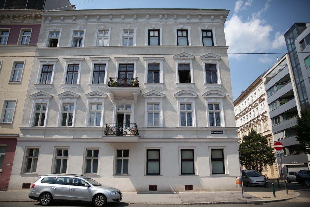Casa Nostra - Ausgefallene Wohnung Am Augarten Vienne Extérieur photo
